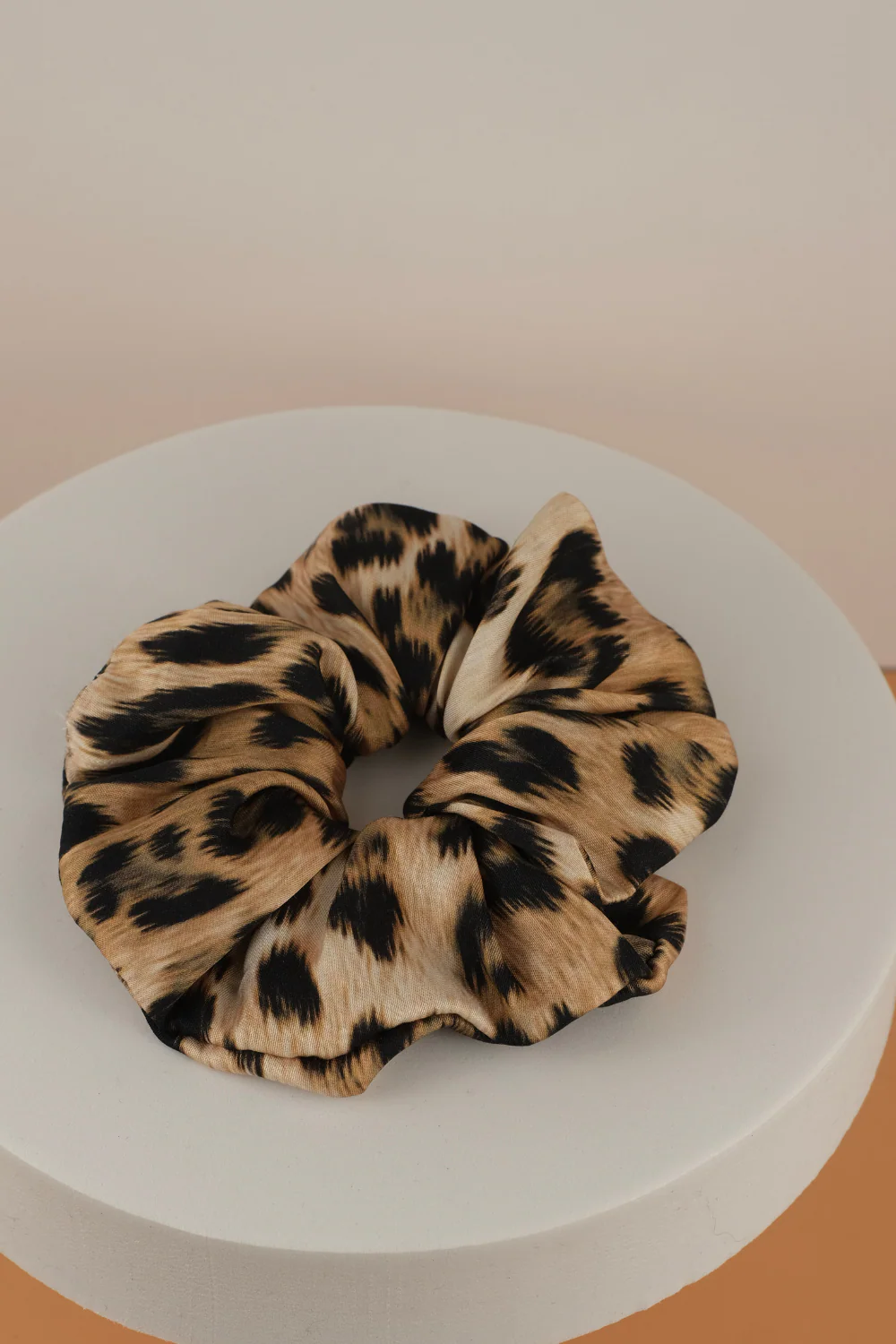 Gumka Scrunchie Panther Print - Image 3