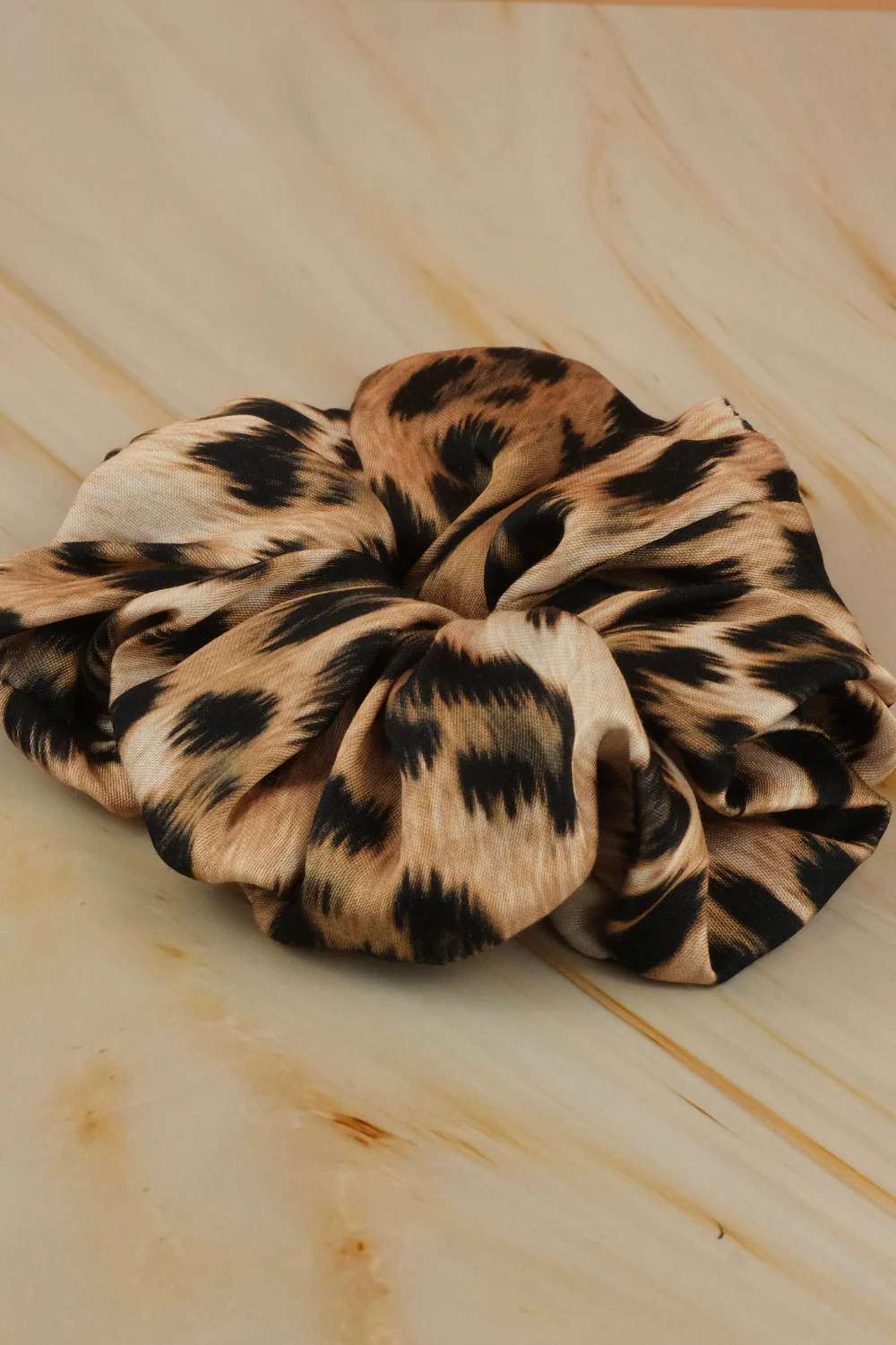 Gumka Scrunchie Panther Print - Image 4