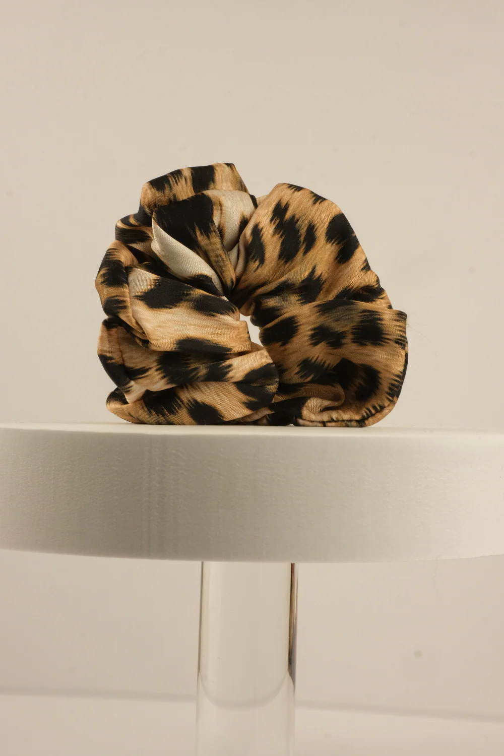 Gumka Scrunchie Panther Print - Image 6