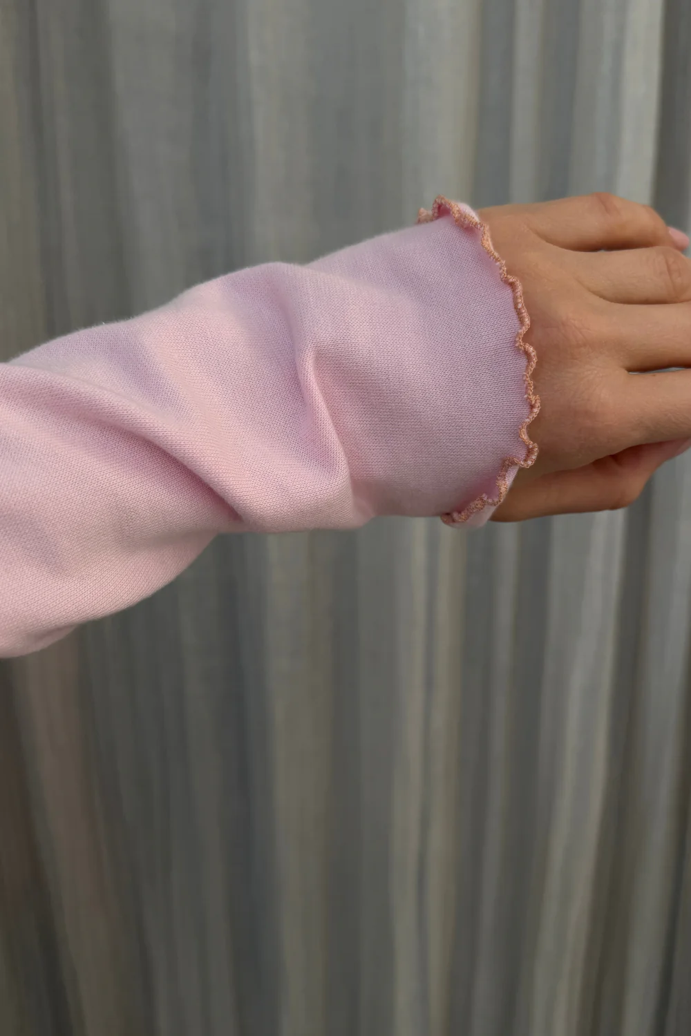 Longsleeve Amore Softened Light Pink - Image 4