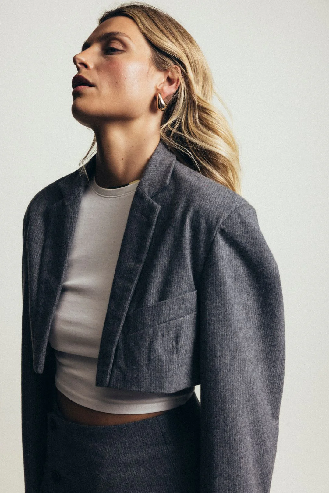 Marynarka Wełniana Courtney Cropped Grey - Image 8