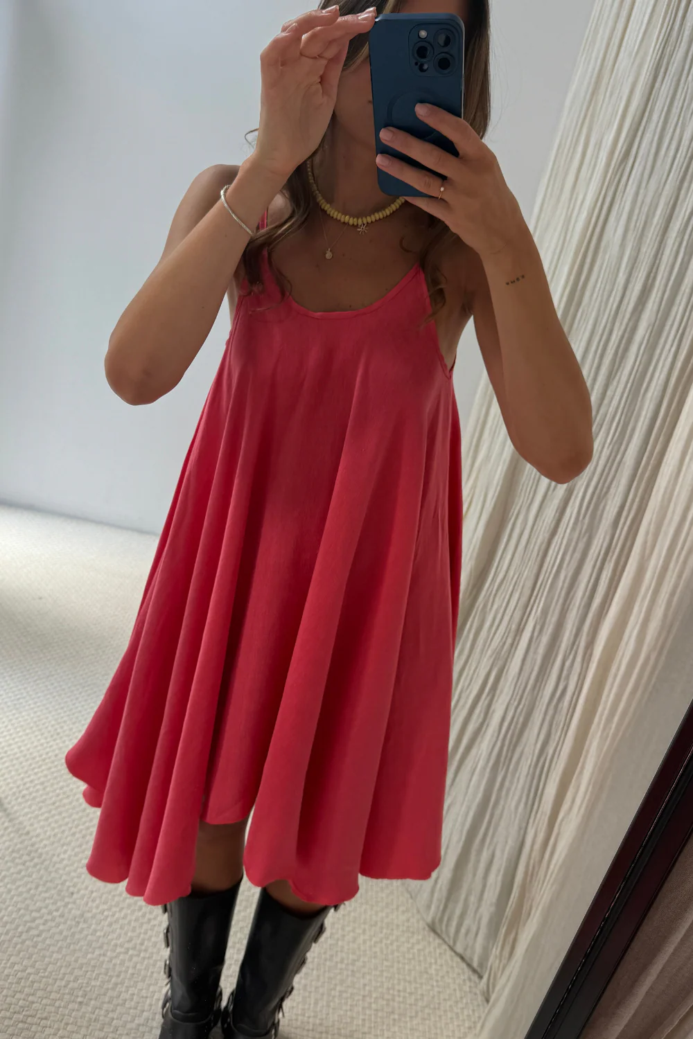 Sukienka Volaré Short Coral - Image 4