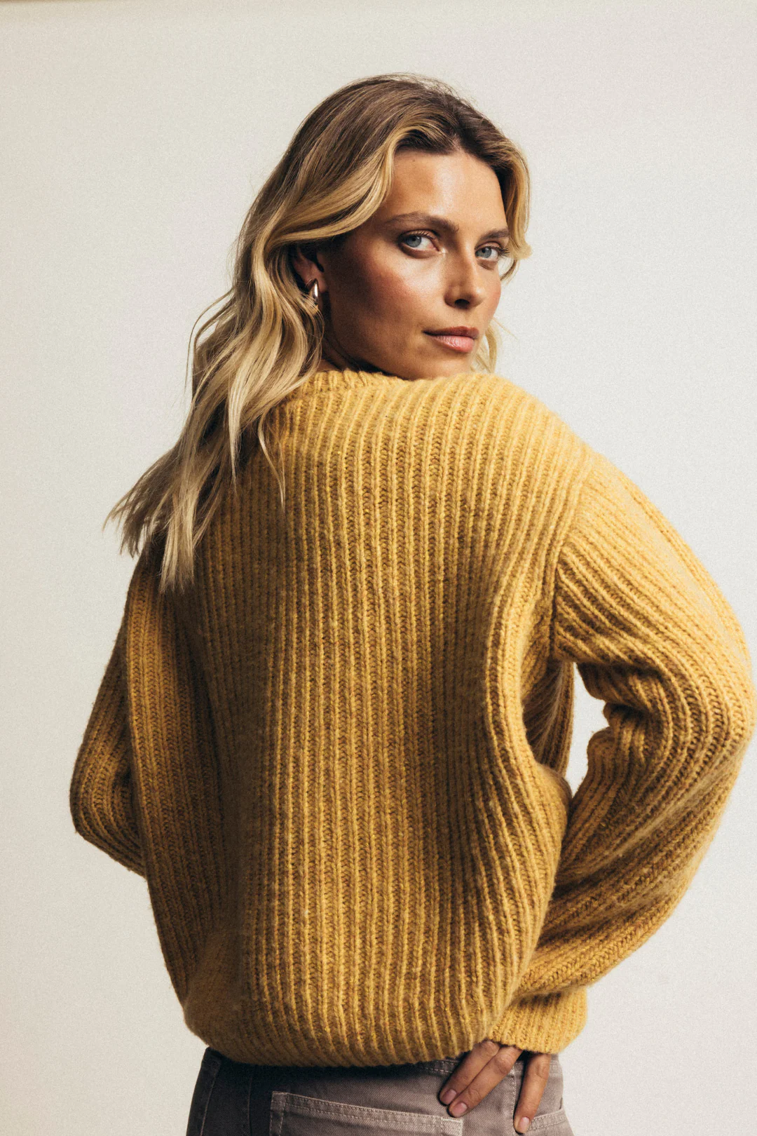 Sweter Ortiz Melange Yellow - Image 7