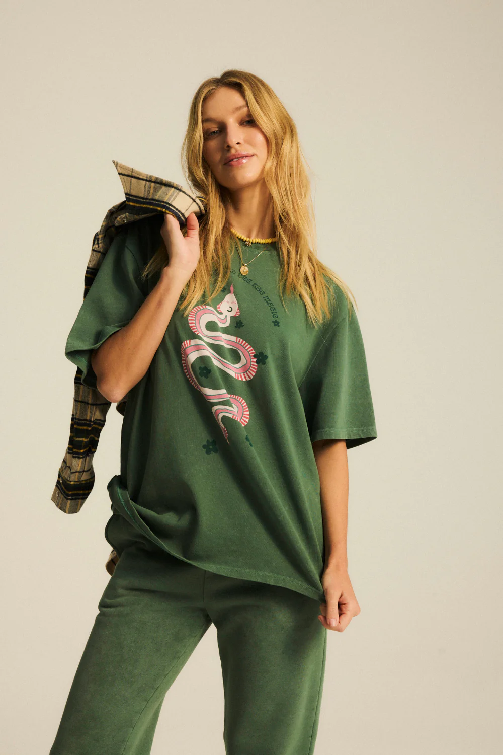 T-shirt Mellow 2.0 Heavy Vintage Pine Green Magic Snake - Image 5